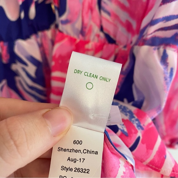 Lilly Pulitzer sunny shoulder Elsa 100% silk romper size XS - Picture 9 of 10